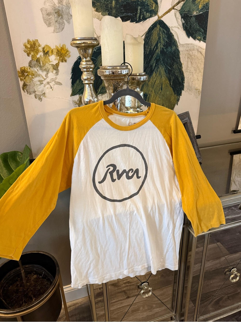 RVCA Men’s White & Mustard Raglan Baseball Shirt Ringer Tee